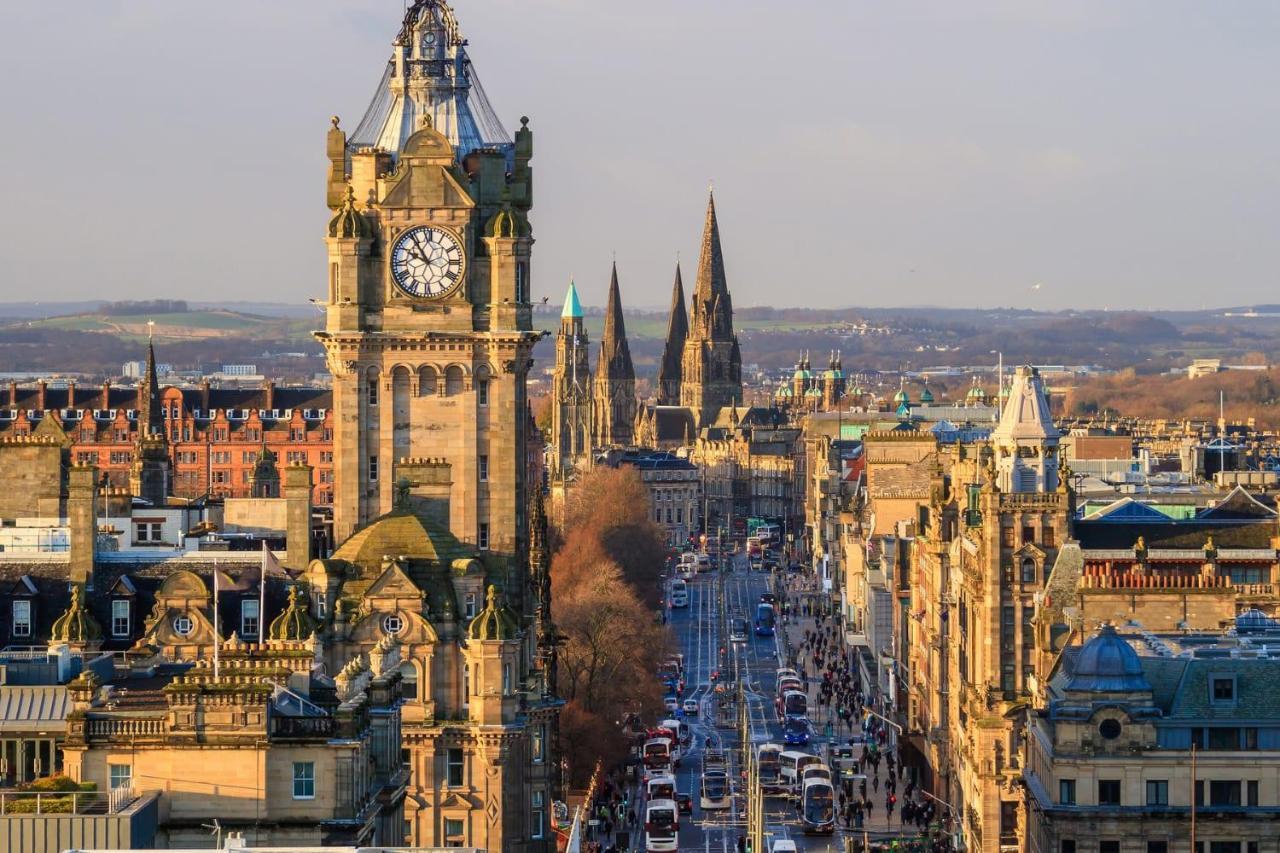 Delightful Ground Floor Double Room With En-Suite Edinburg Exteriör bild